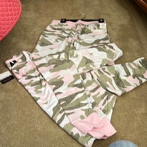 Pajamas ~lounge pants and top brand new pants camo!